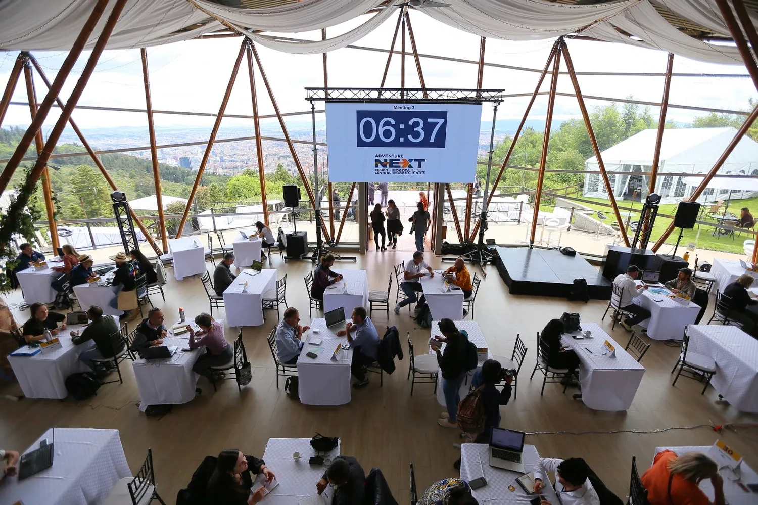 Empresariales en Bahía Centro de Convenciones
